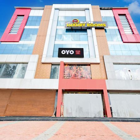 Hotel O Svs Suites Luxury Rooms Trimulgherry 외부 사진