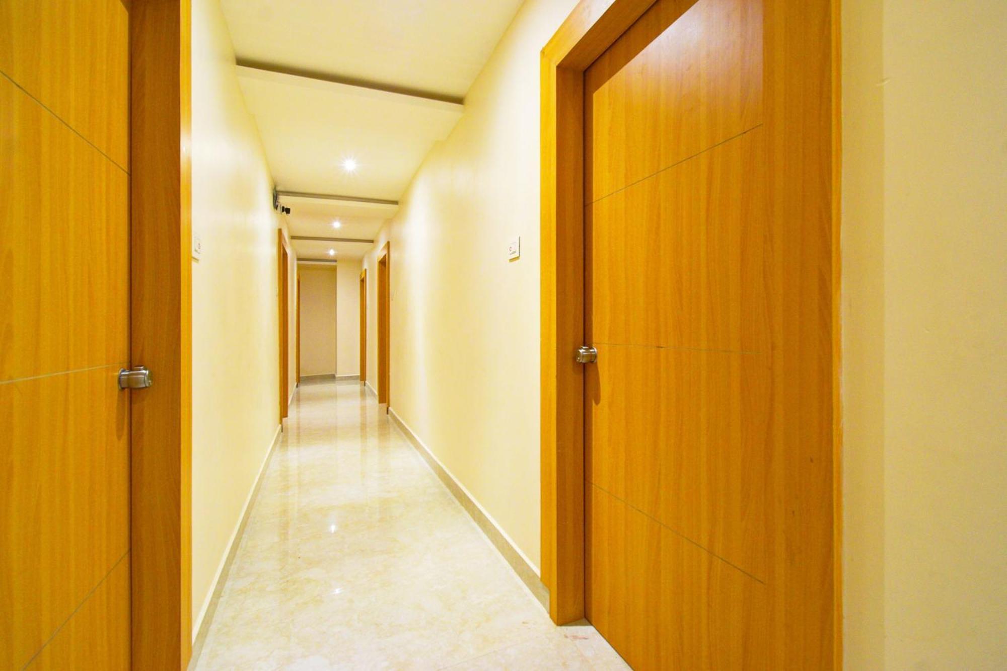 Hotel O Svs Suites Luxury Rooms Trimulgherry 외부 사진