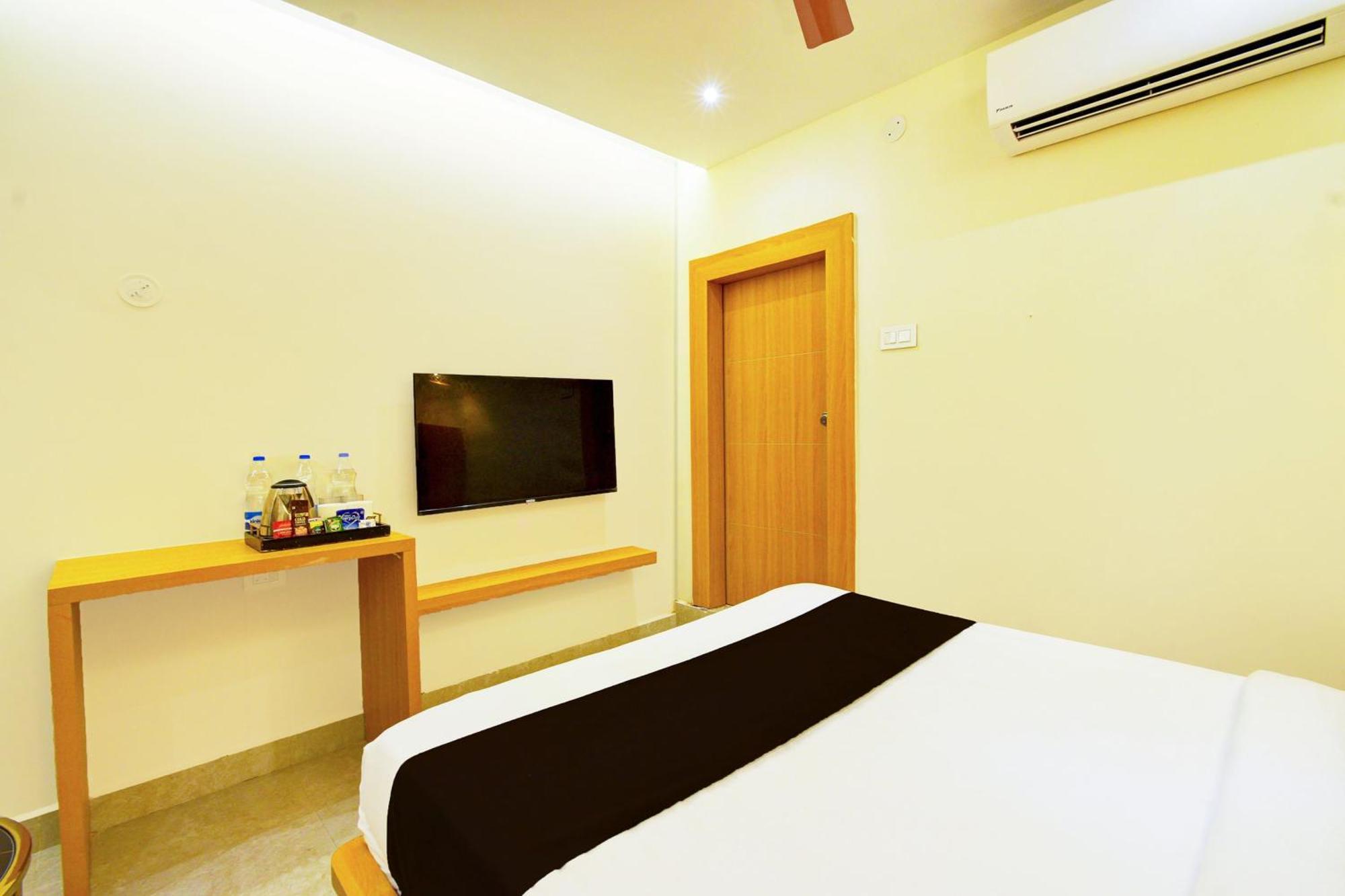 Hotel O Svs Suites Luxury Rooms Trimulgherry 외부 사진