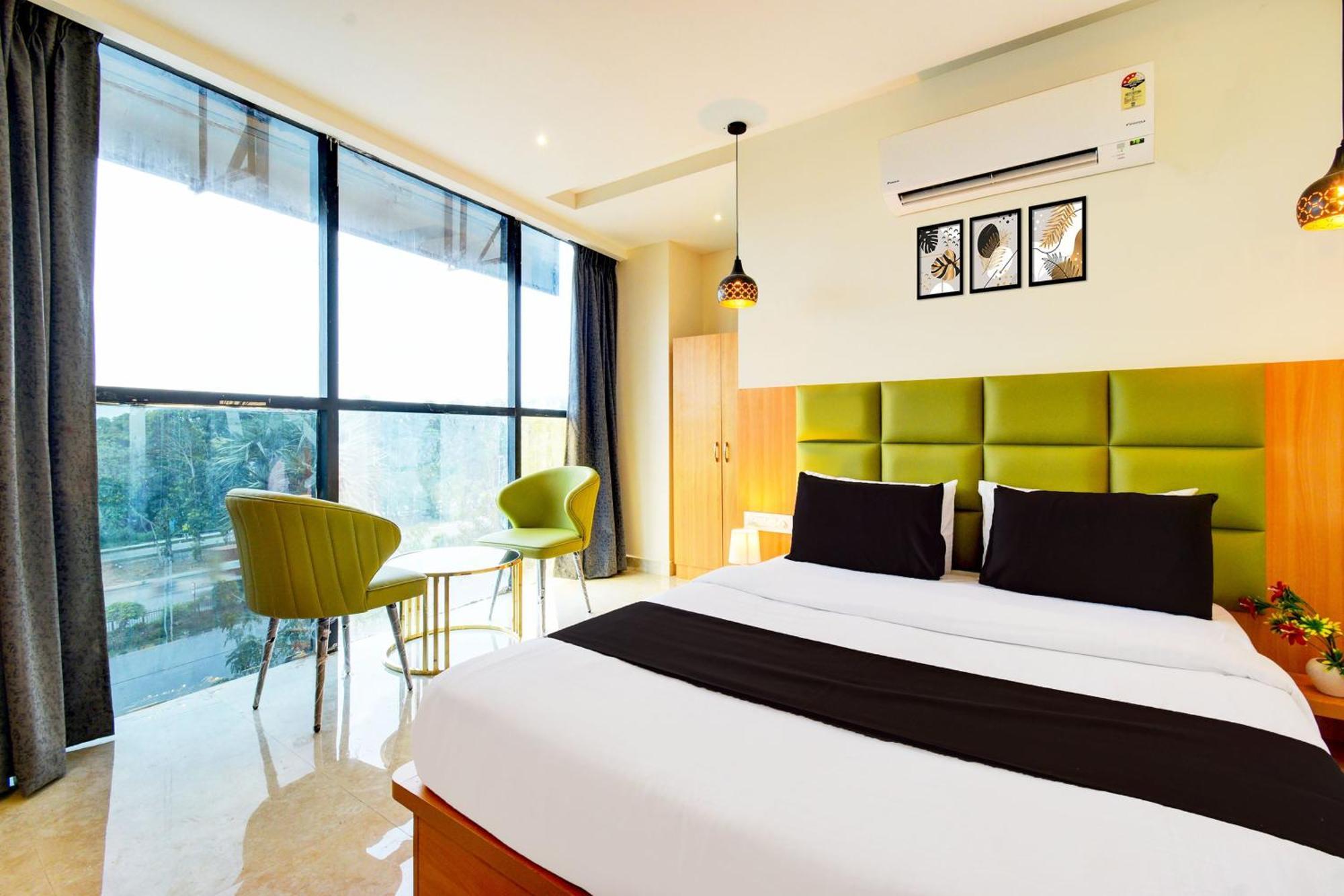 Hotel O Svs Suites Luxury Rooms Trimulgherry 외부 사진