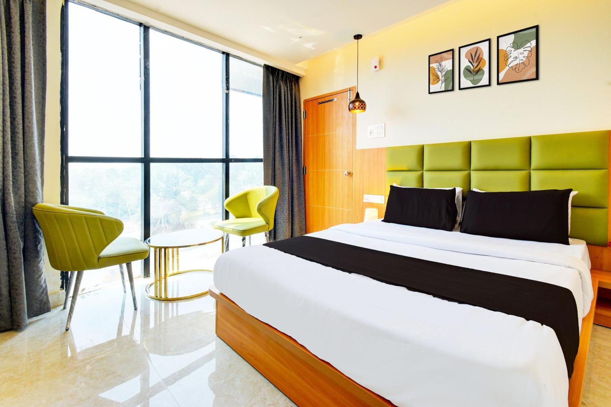 Hotel O Svs Suites Luxury Rooms Trimulgherry 외부 사진