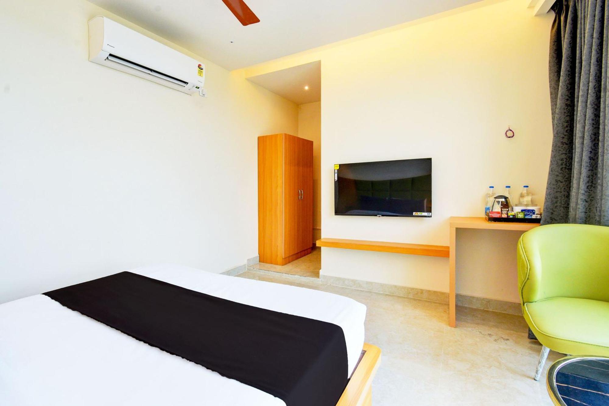 Hotel O Svs Suites Luxury Rooms Trimulgherry 외부 사진